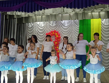 В  Доме Культуры села Новопавловка состоялся праздничный концерт