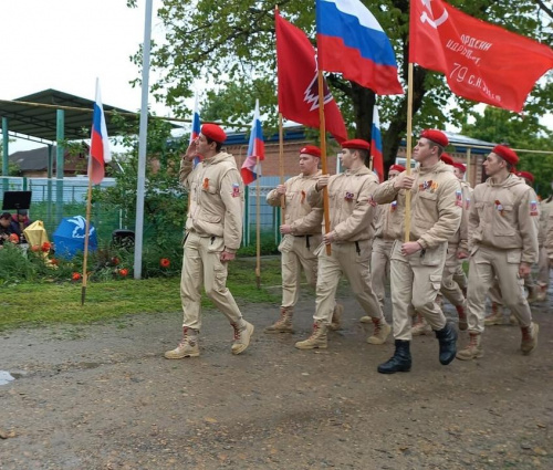 Акция Парад у дома ветерана