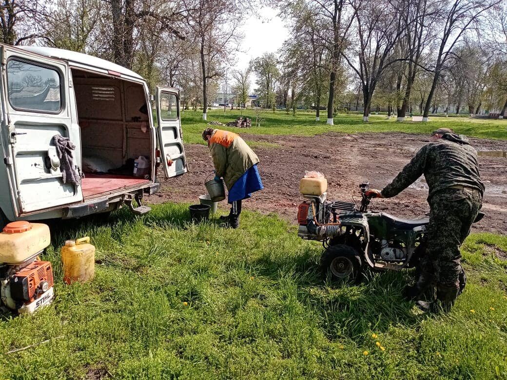 Новости украины сегодня клещеевка. Внимание акарицидная обработка в парке.