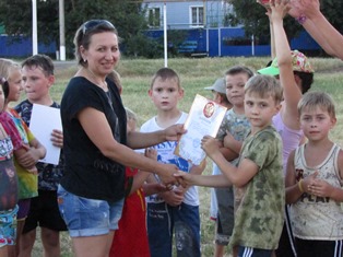 Открытие турнира по футболу среди дворовых команд. 