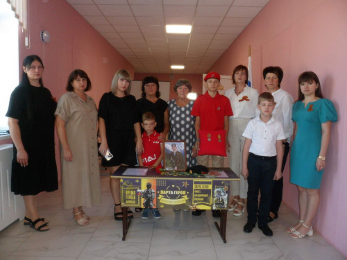 Парта Героя