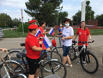 Велопробег в День Российского флага