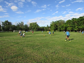 Турнирная игра по футболу 10 июня на стадионе с. Кулешовка 