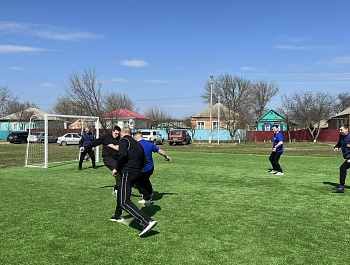 Тренировки на площадке «Поколение спорта»