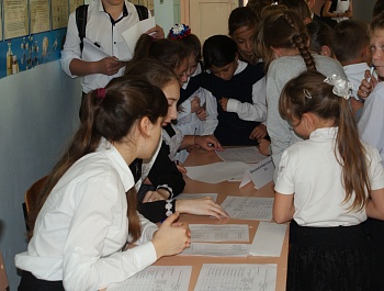 В общеобразовательных учреждениях Новопавловского сельского поселения состоялись выборы Президентов школы 2019-2020 годов.