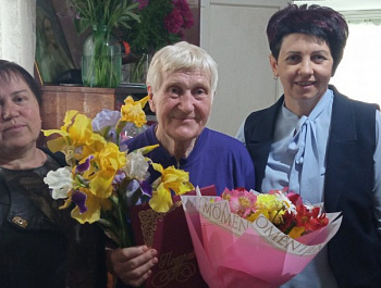 75-летний юбилей отпраздновала почетный житель Новопавловского сельского поселения Бурлаченко Лидия Андреевна