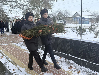 23 января на мемориале села Кулешовка состоялся митинг, посвященный началу боевой операции по освобождению села Кулешовка  от немецко-фашистских захватчиков.  