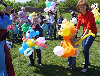 Конкурс поделок из воздушных шаров 